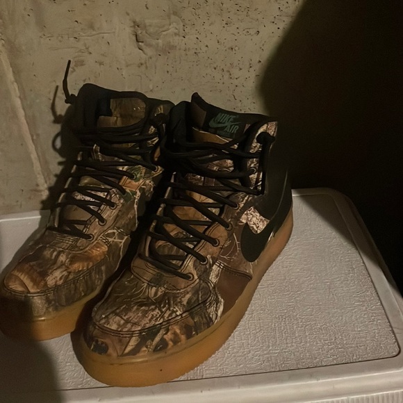 Real tree Forces - Picture 1 of 3